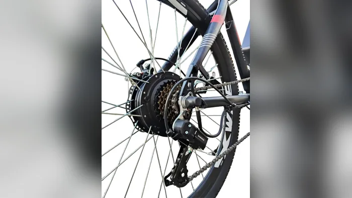 Motor traseiro e cassete de marchas da Wind Bikes City