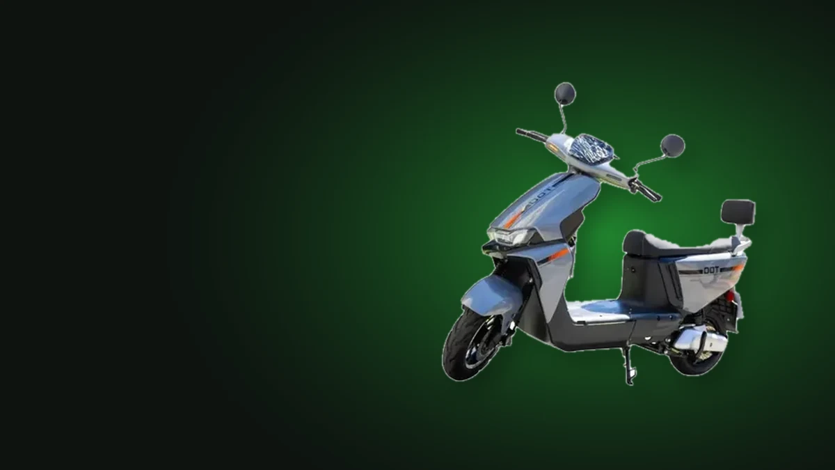 Moto elétrica scooter cinza de 1.000 W: moto elétrica precisa de CNH?
